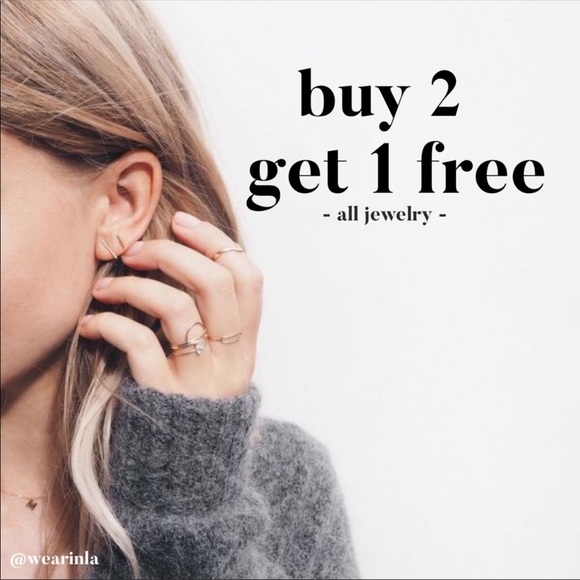 JESSA🖤 boho layered choker necklace - Picture 2 of 3